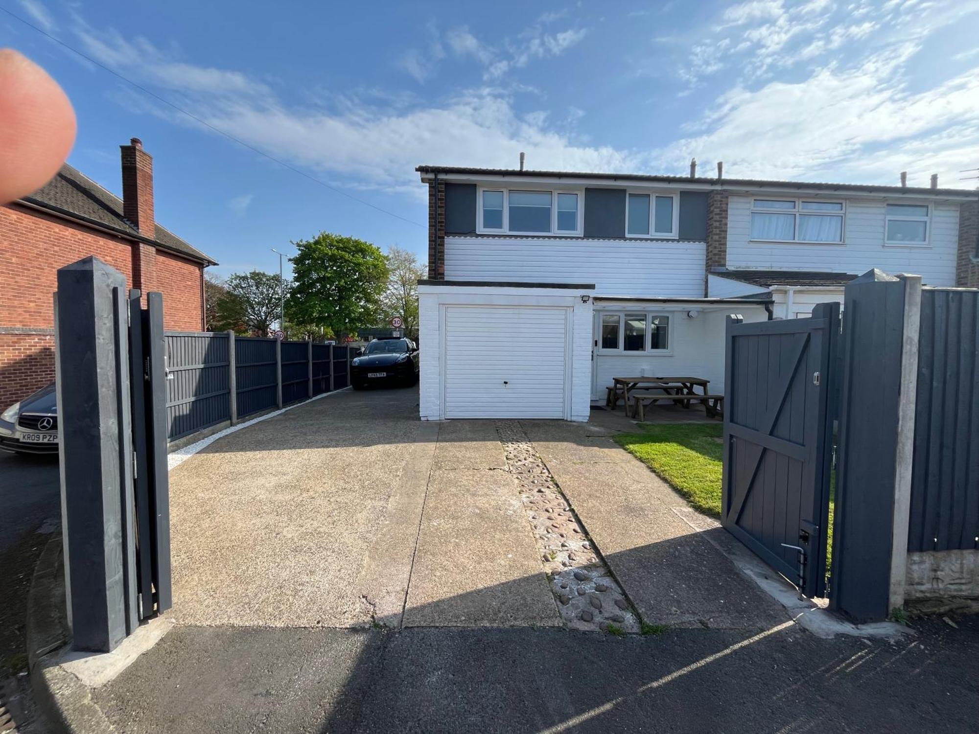 Wilford Charm Spacious 3Br Retreat In Nottingham Exterior photo